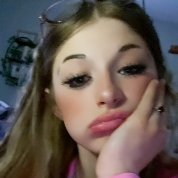 Meet your Posher, Notyourgirl - Picture 1 of 1